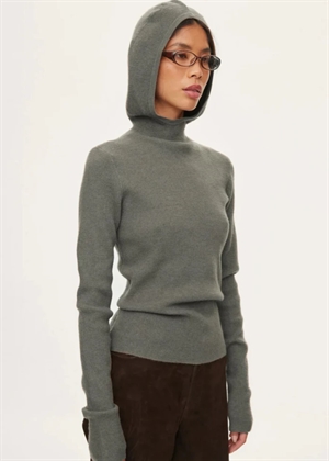 Alanis hodd knit Coca Mocha Oval Square 